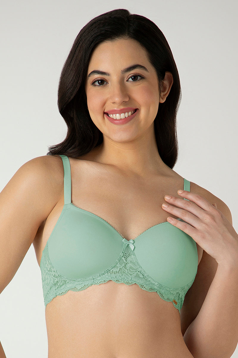 Lace Elegance Padded Non-Wired Bra by AMANTE